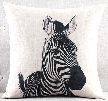 poduszka czarno biała Zebra zwierzęta minimalizm jungle lofotowy styl nowoczesny design